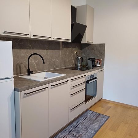 Apartment Zdenka - 100 M From The Beach Opatija Luaran gambar