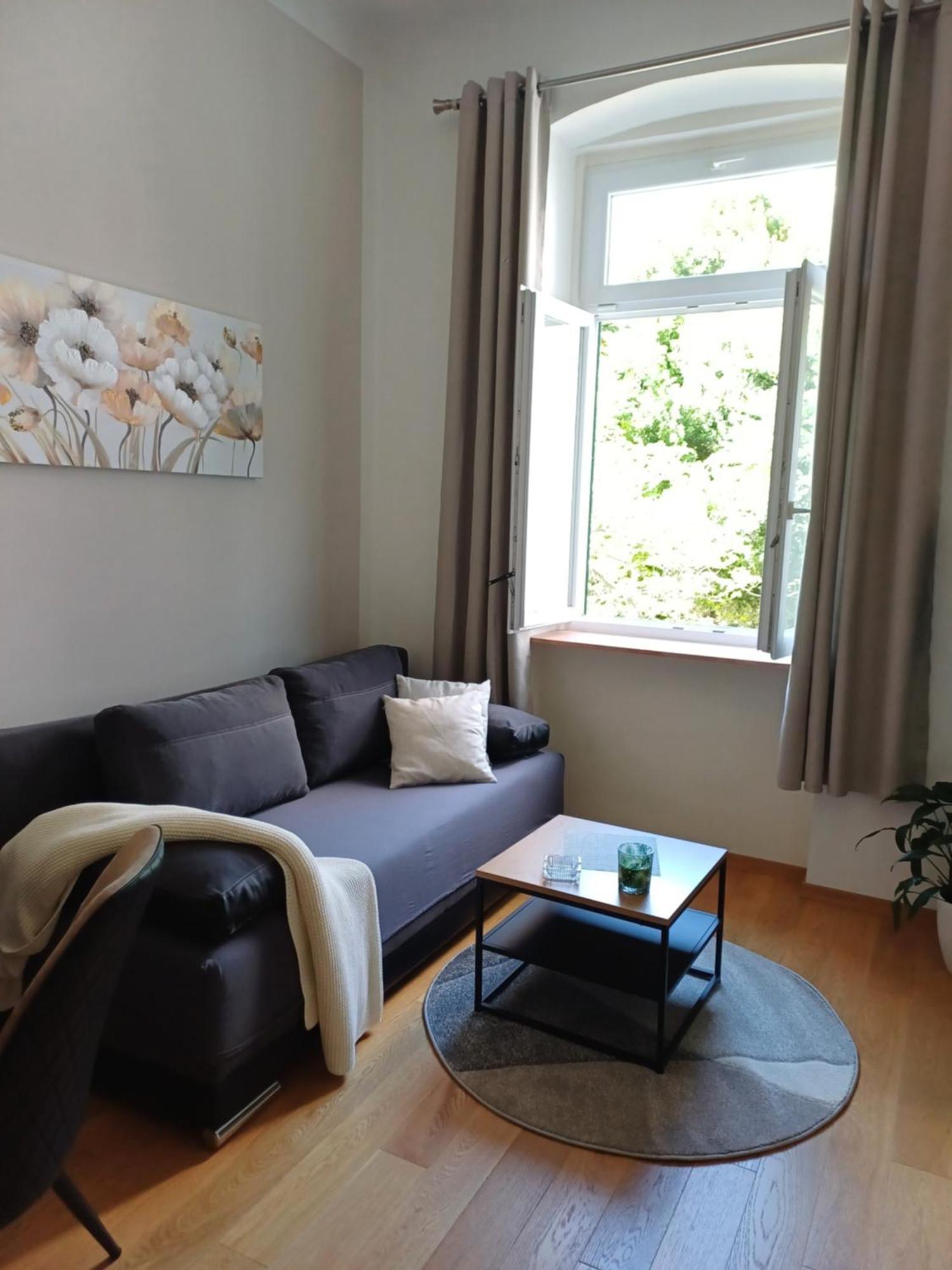 Apartment Zdenka - 100 M From The Beach Opatija Luaran gambar